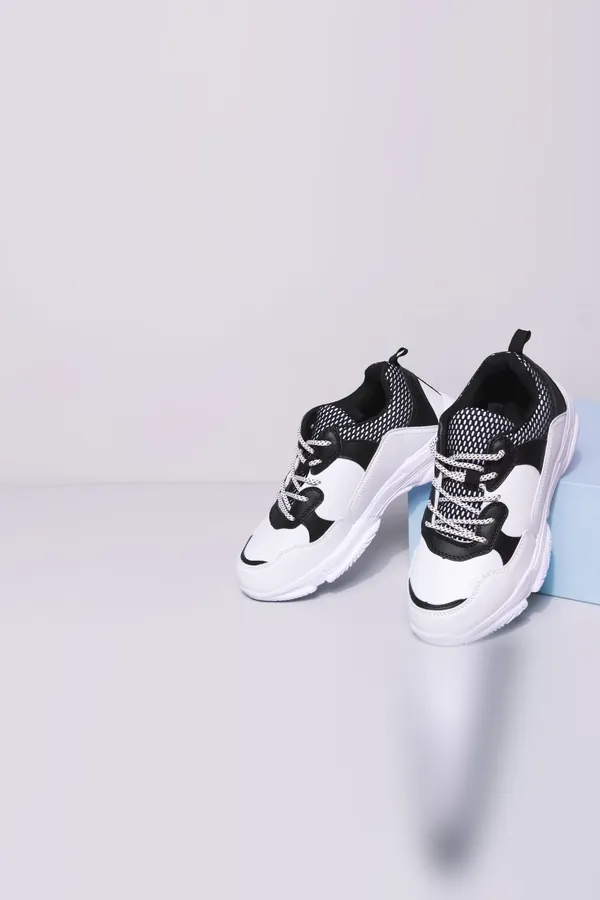 Beyaz Siyah Chunky Sneaker