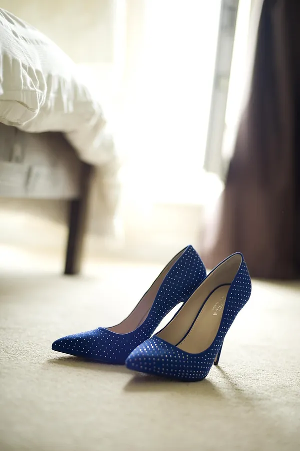 Saks Mavisi Simli Stiletto