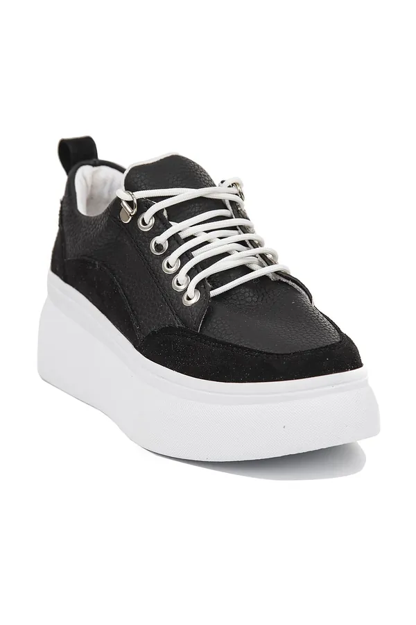 Siyah Beyaz Platform Sneaker